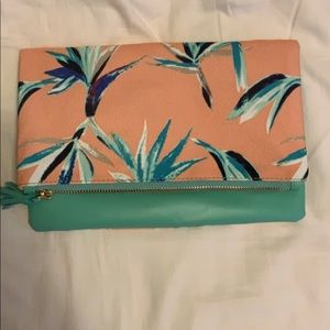 Summer Clutch